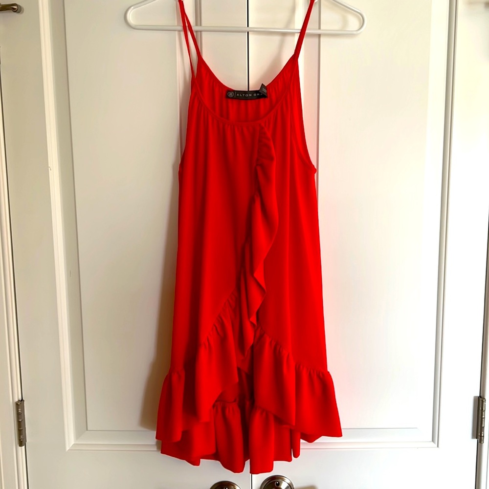 ⚡️NWOT⚡️Coral/Orange Long Tank